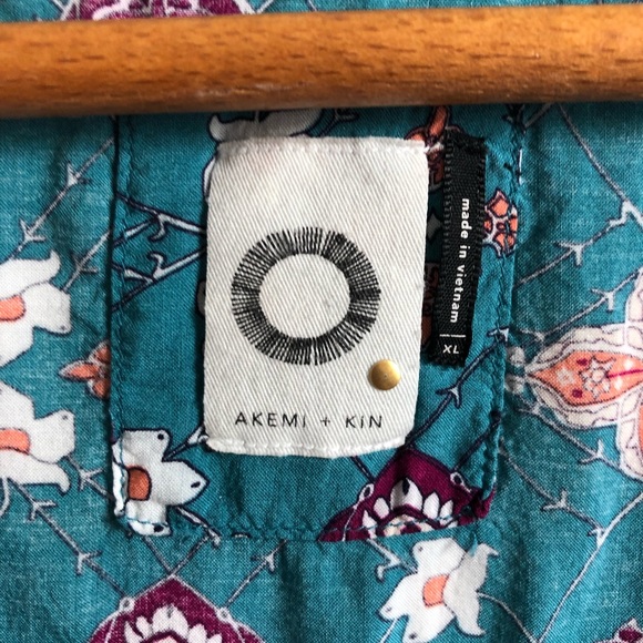 ❌SOLD❌ANTHROPOLOGIE 3/4 Sleeve Blouse Turquoise - Picture 2 of 7